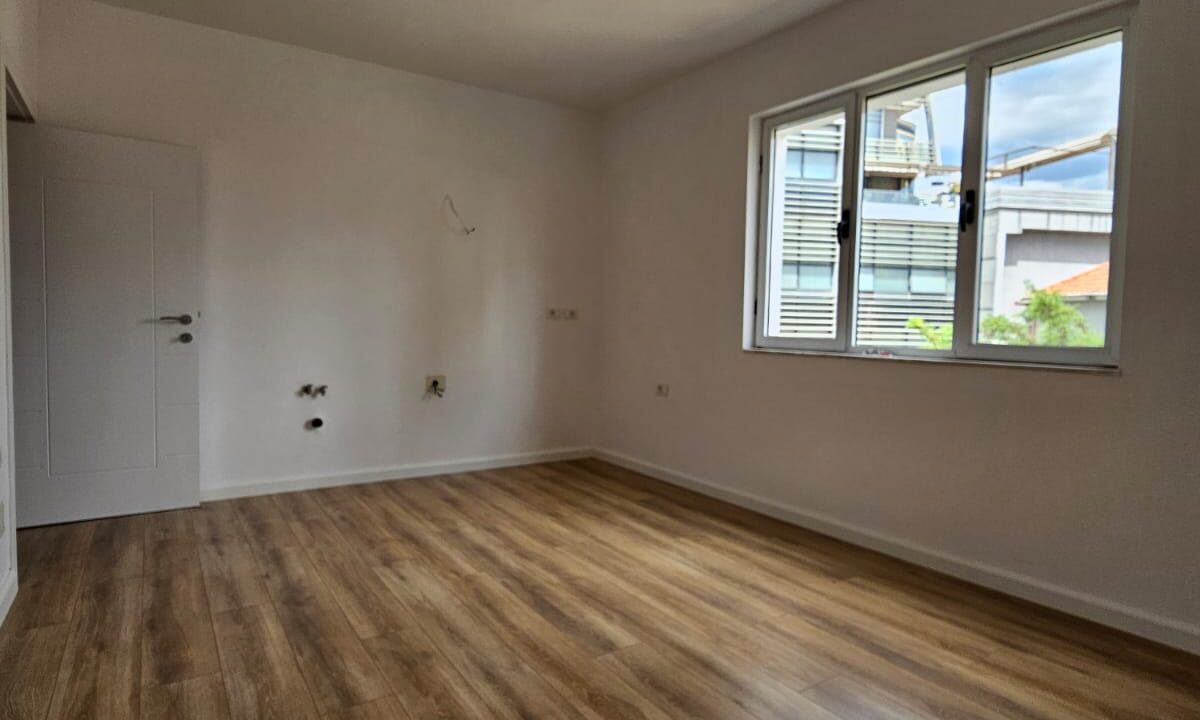 0303dae2-01a7-4afd-a0d3-b23ce7c44511