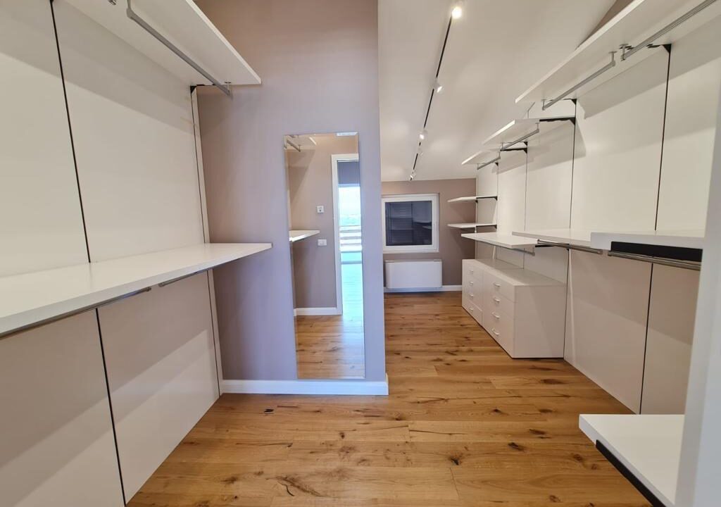 518095821_1292963602838460_2805324474556548759_n - Copy