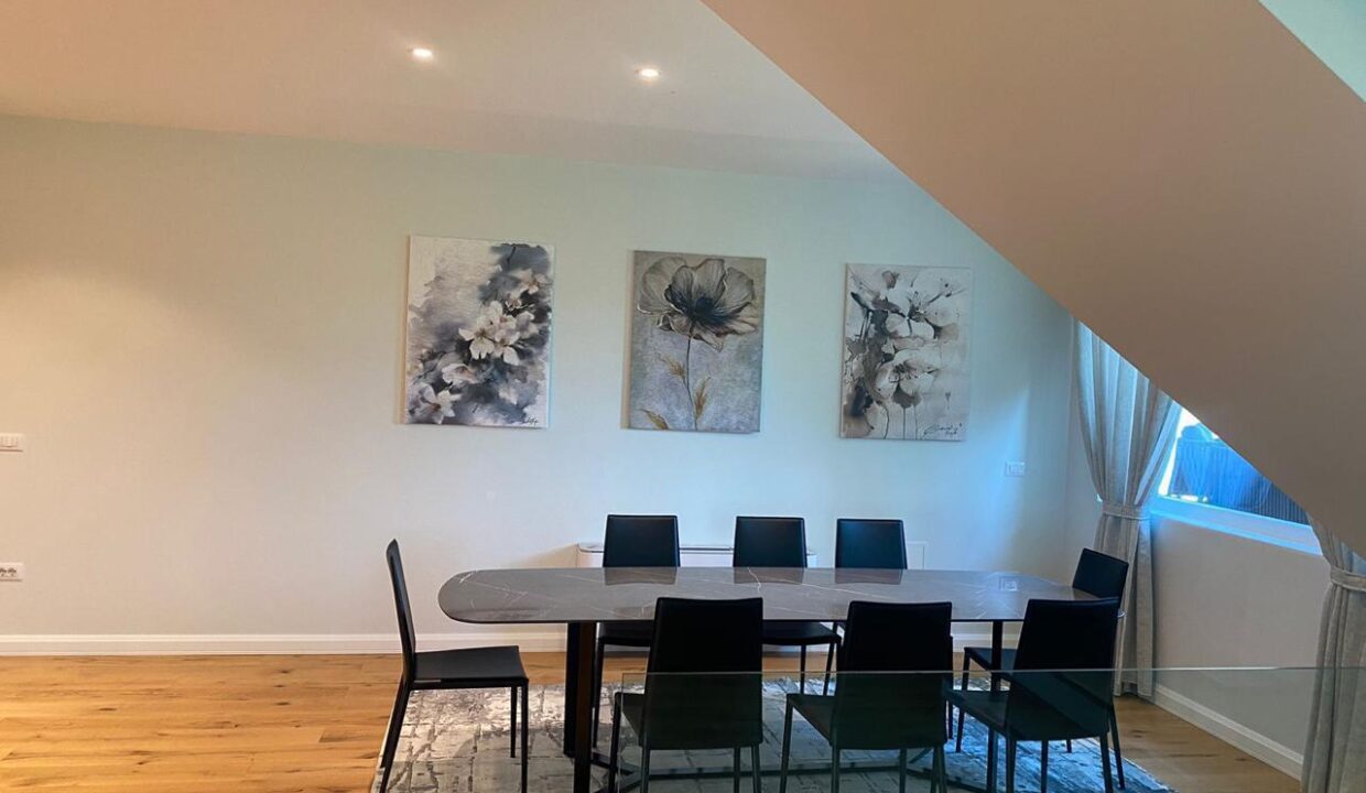 518367526_1292964106171743_6321252162288919518_n