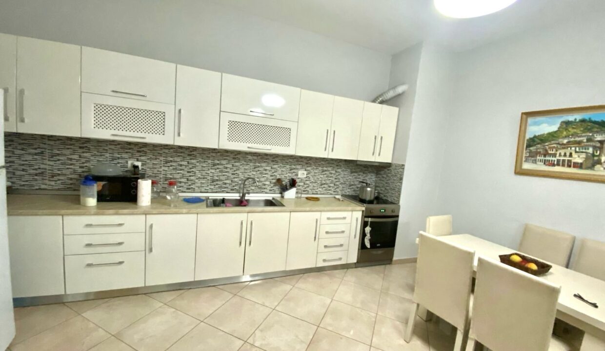 1cfdf838-b9bf-4b50-82ae-4fe1f0fba82b