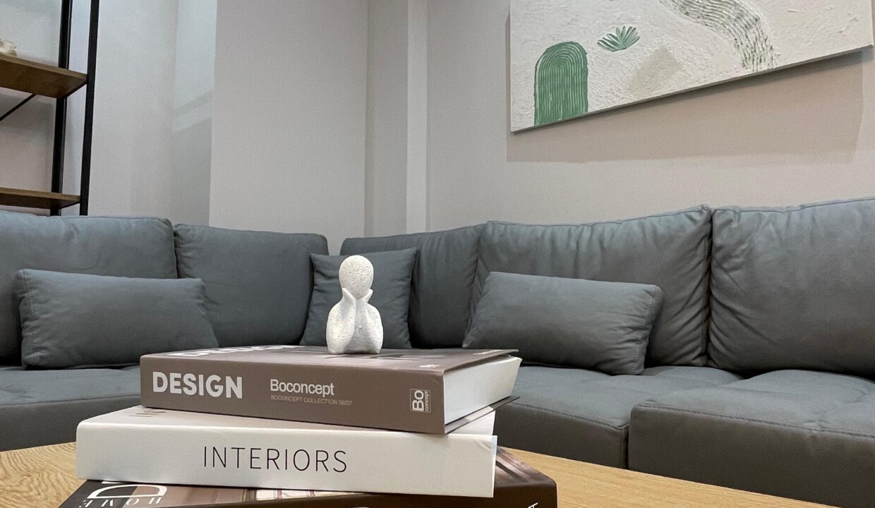 4b930b5e-24da-4305-a543-e581f07e1a46