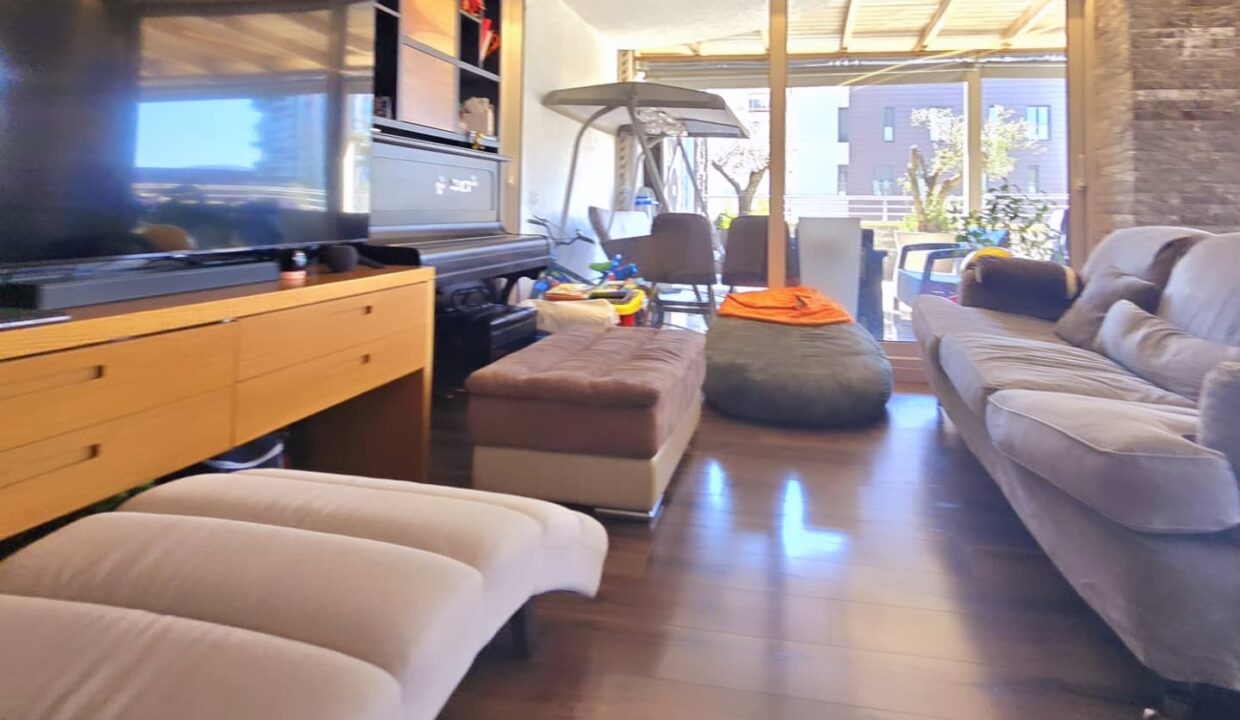 526138320_1307011534767000_7085579184562391870_n