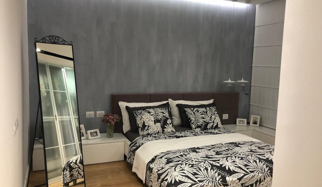 c938ef3f-e914-45d9-b9a9-b73ce0894b55