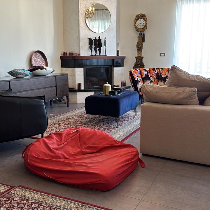 18a4b701-d035-470d-9f9f-6d9869cf7d32