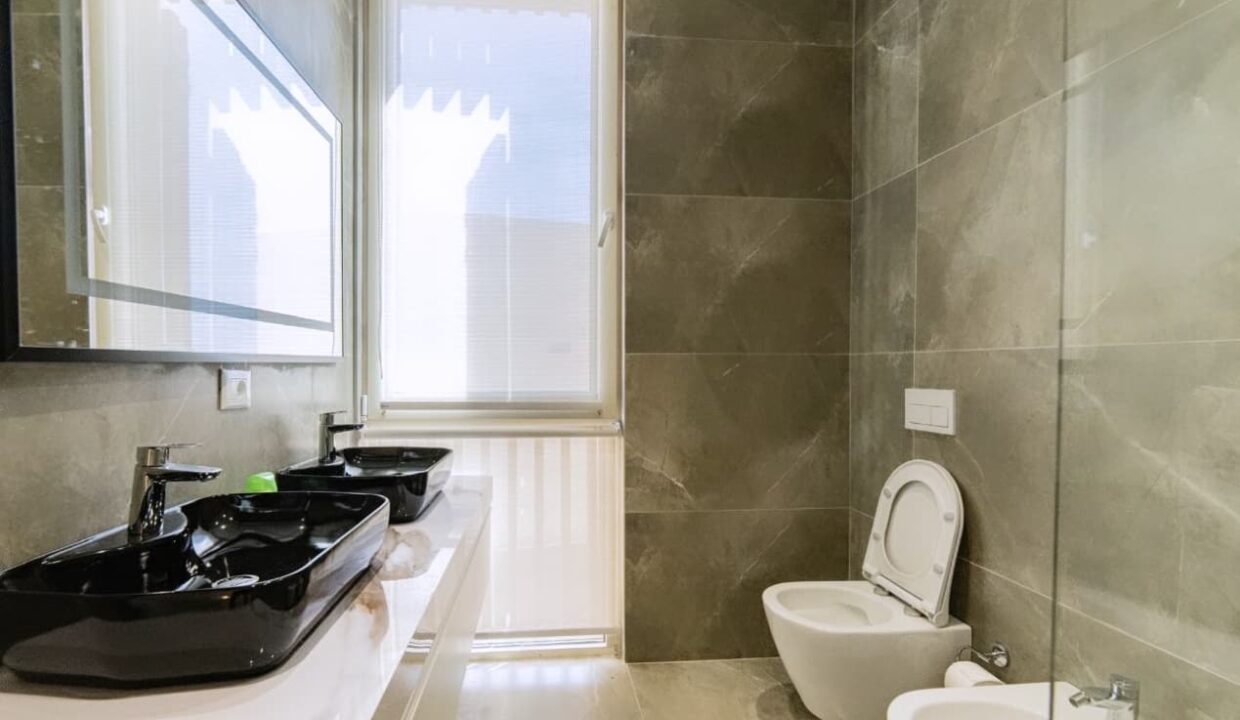 543654542_18337704247202141_754641395315302635_n