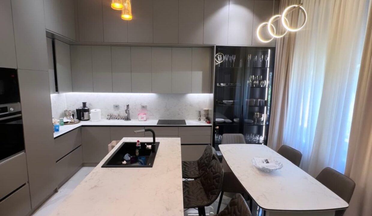 549232304_18338806114202141_7919896768342057869_n