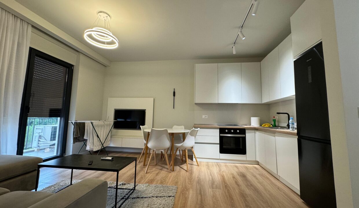 554852074_1359374459530707_94473347013955425_n