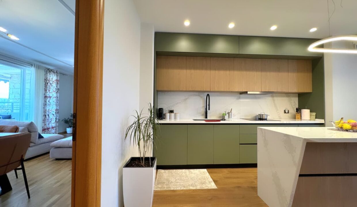 564614687_1376143044520515_2840186130014012369_n