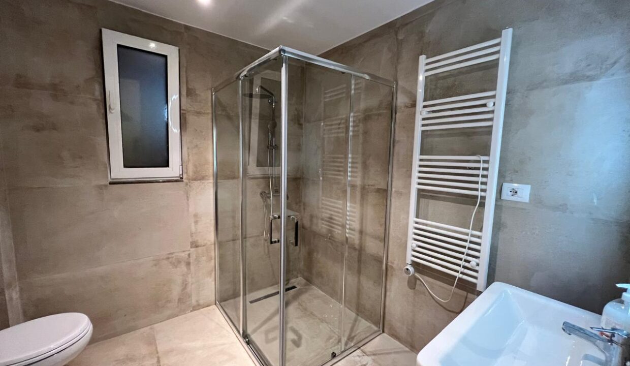 624bb375-ac4a-4e0d-a7d2-6df0a6d60484