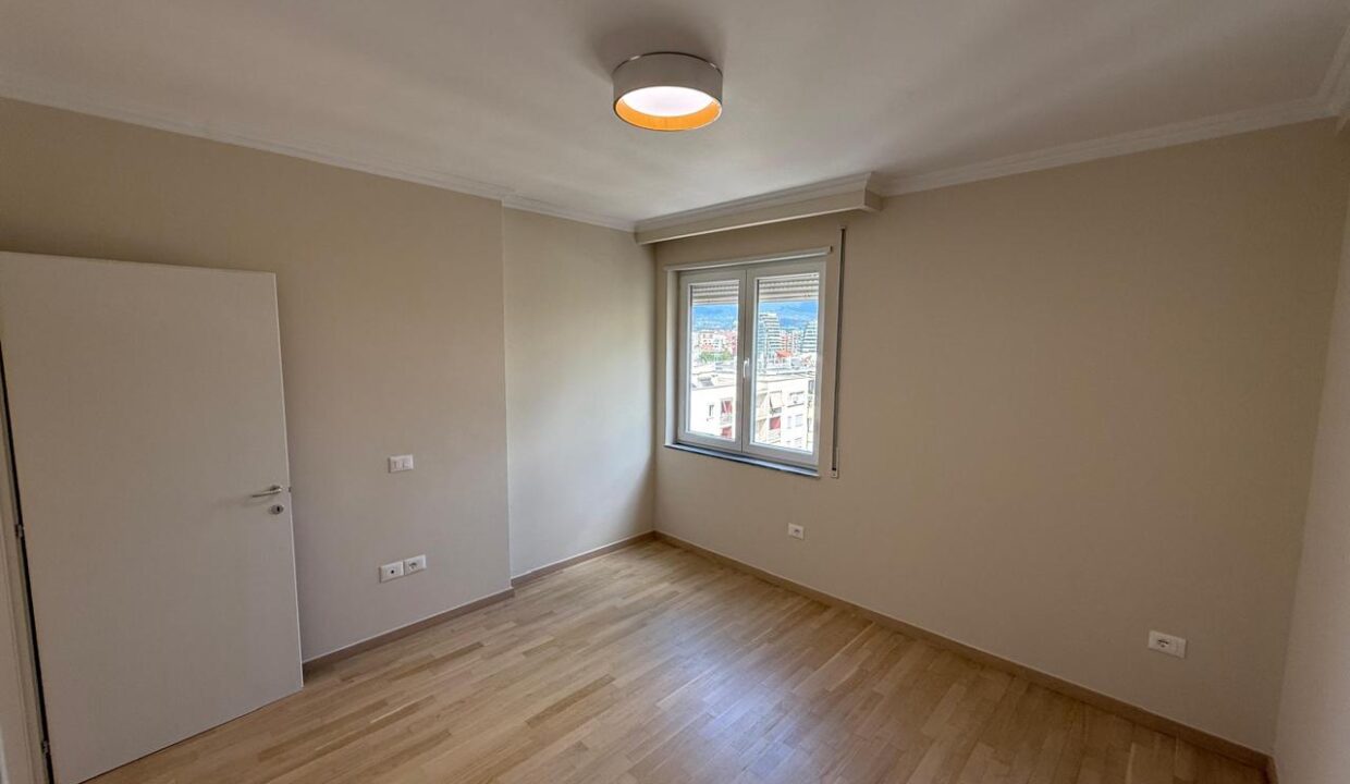 cbf14e13-8d72-483f-9999-1fc3765ac94c