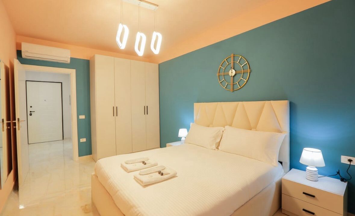 e6babea2-dfc5-4957-b5c9-199c9ef193a5