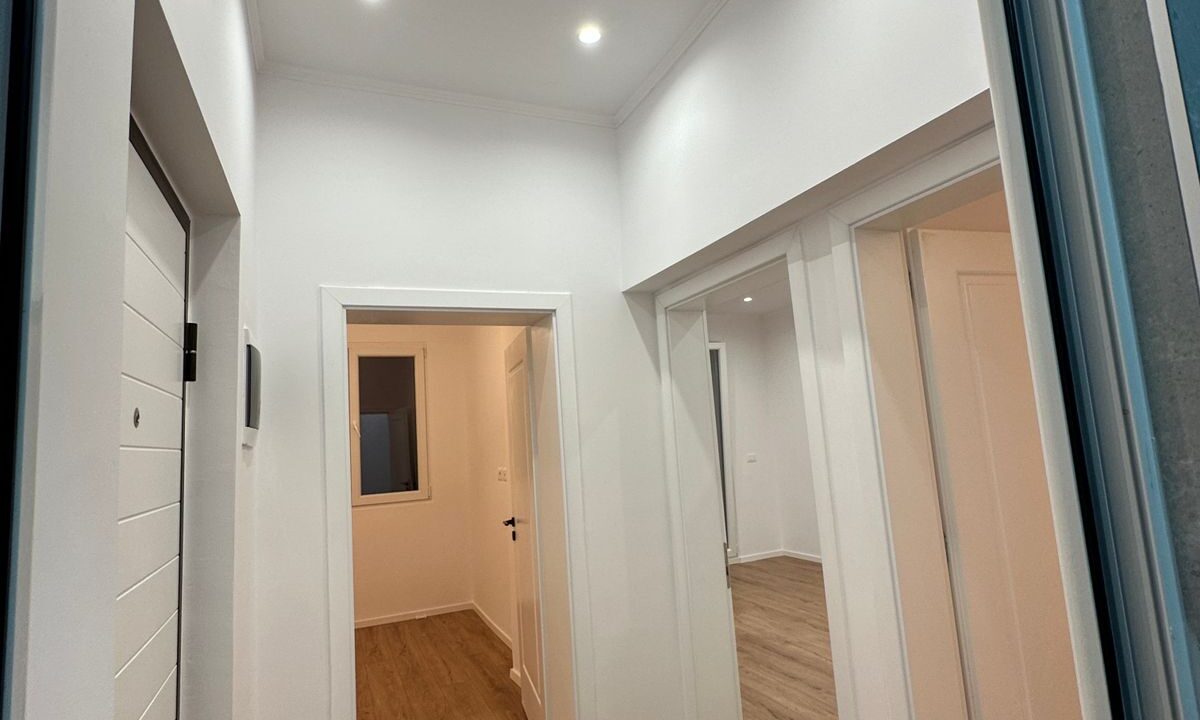 03e674d6-93d7-42b6-80b9-572364c79f4f