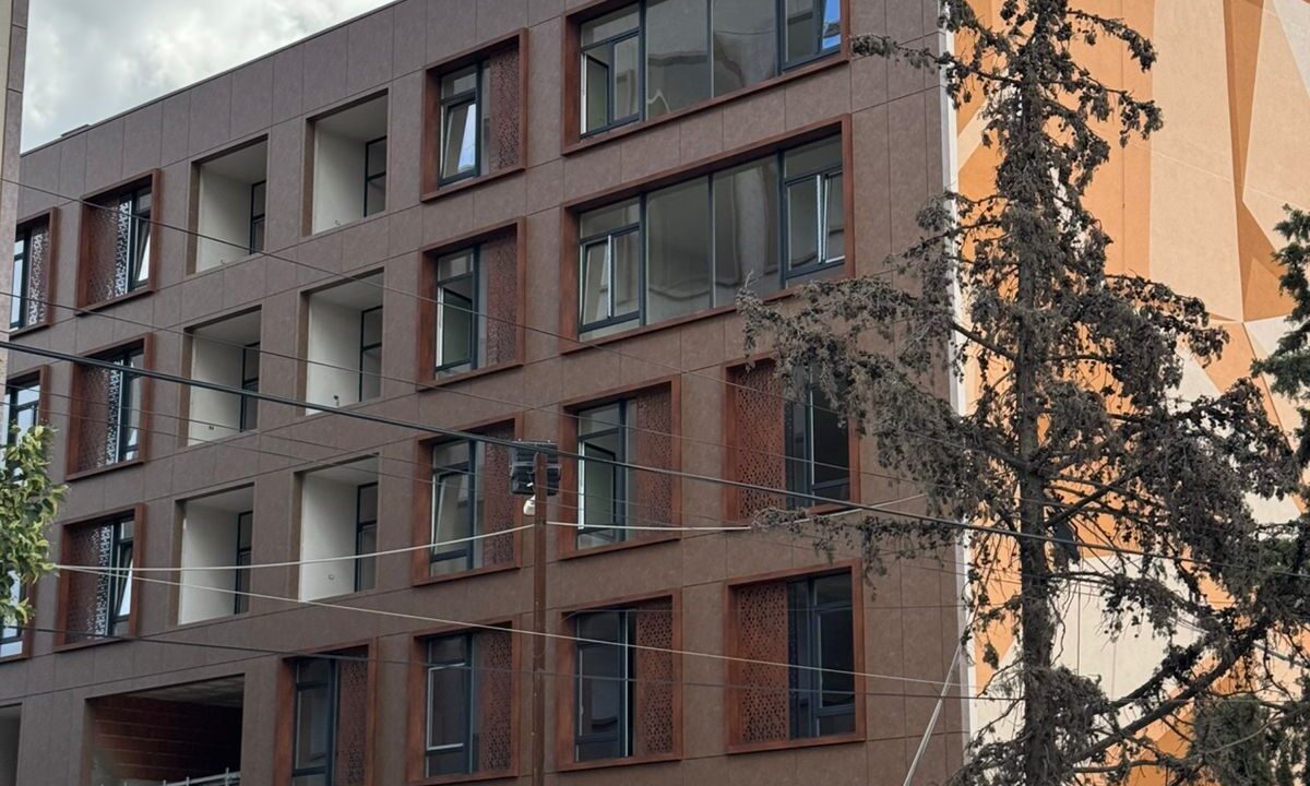 4e701018-c9d1-46c8-bae9-f91fd05f5e40