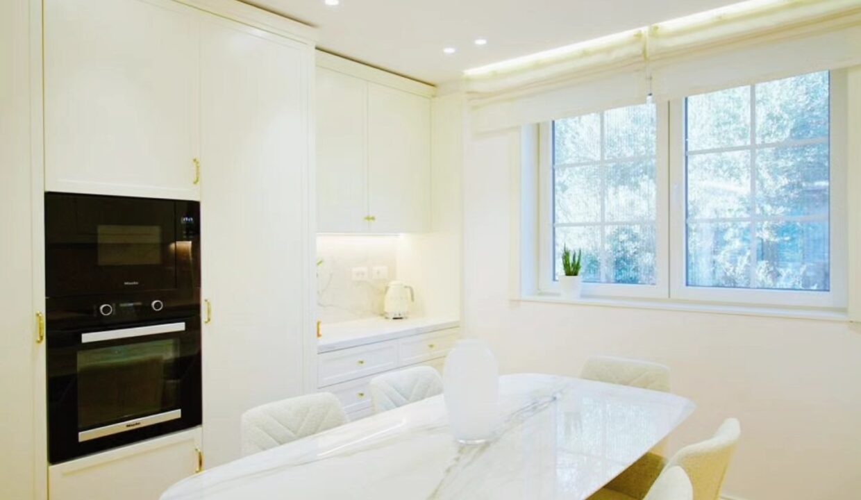 568493676_1384083730393113_8810679401429627410_n