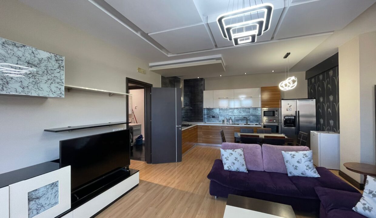 74e31ee0-e5b3-42a4-96c9-e9ad2f25e01f