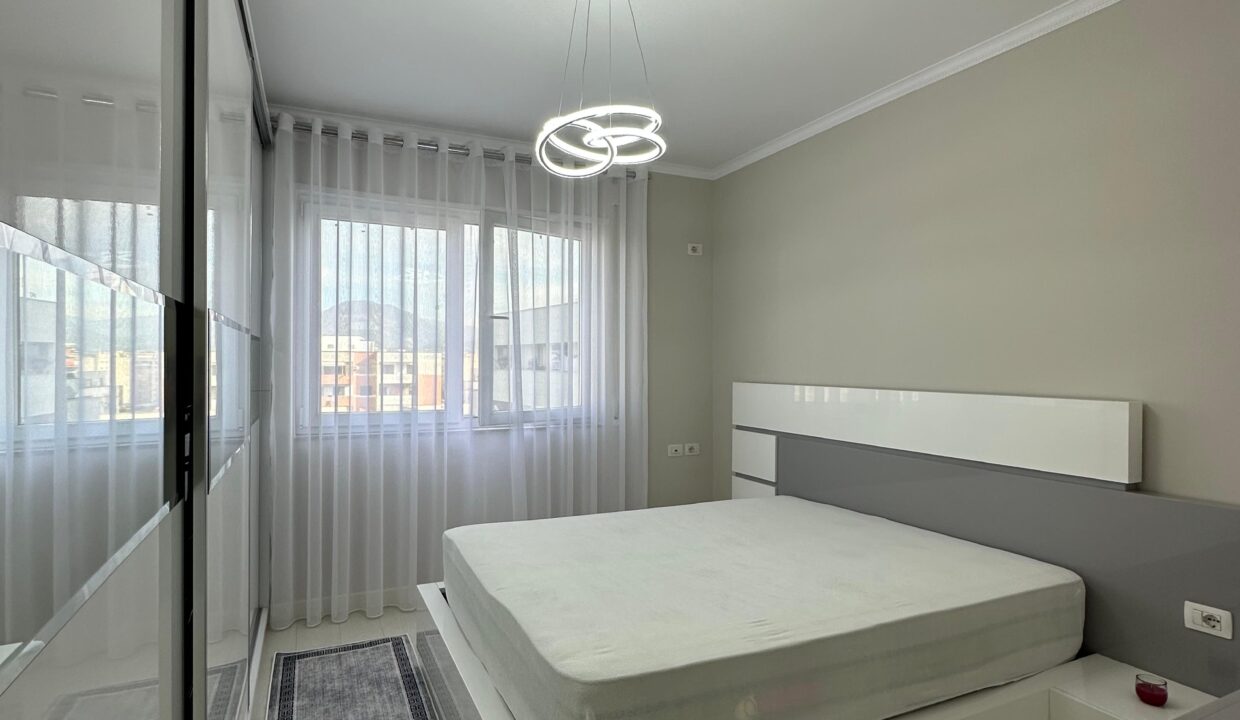 80aedb47-685c-47d3-b8a6-adf8e28d5405