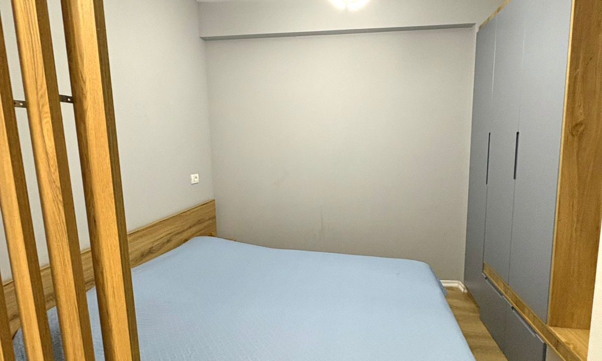 b952d8eb-3e84-4ffc-bea3-d6c8b656c2bb