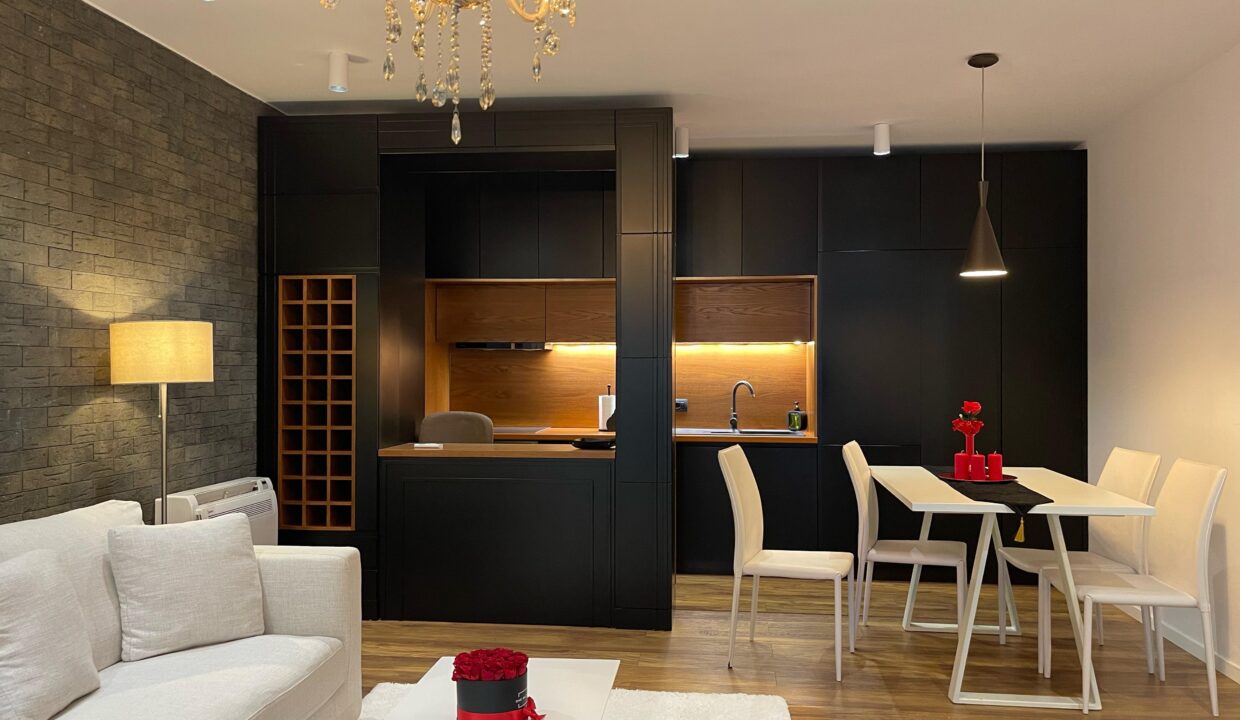 f5f8e066-6c9d-468e-aea6-88fc56255fc9