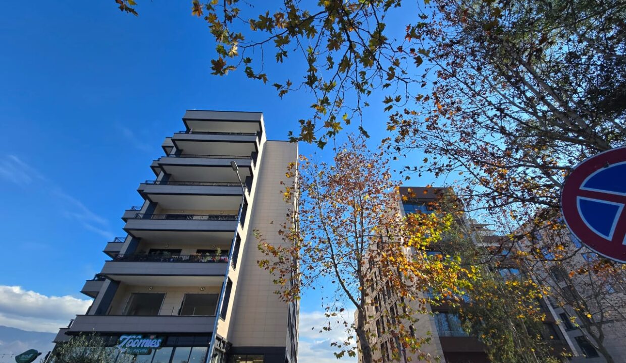 17d4b22f-4cfe-48d7-9f3d-18c6d7729c6a