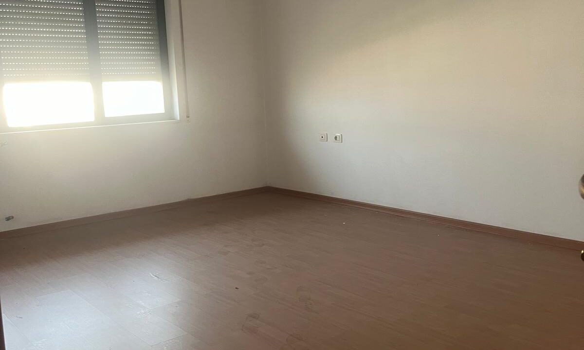 5eaba1ad-8a8f-4105-a9f6-01dbf2492c91