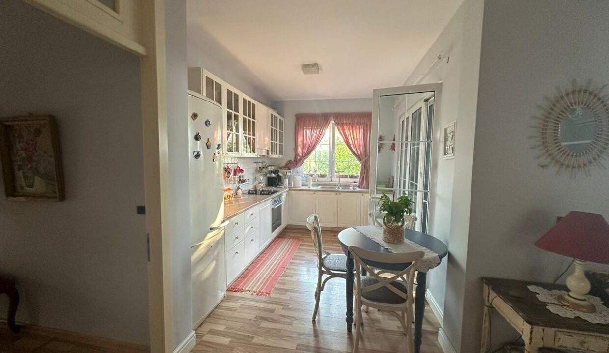 78d8ed69-594d-41cc-b1fa-91f67810646e