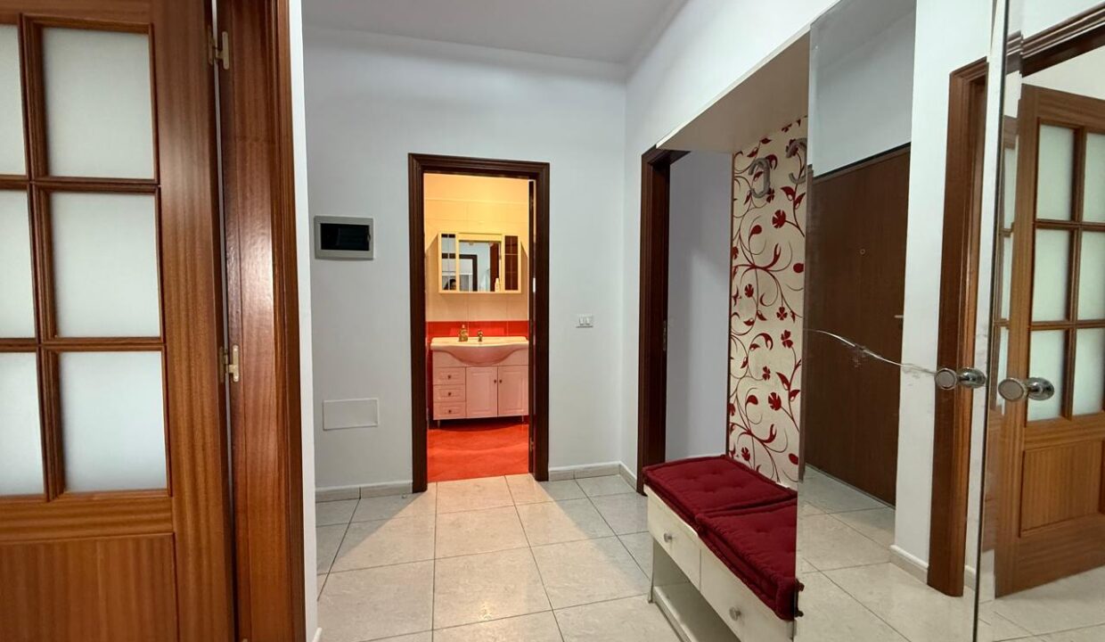 7d1e7020-e2e0-4209-8d1a-4f5d18ba5f6e