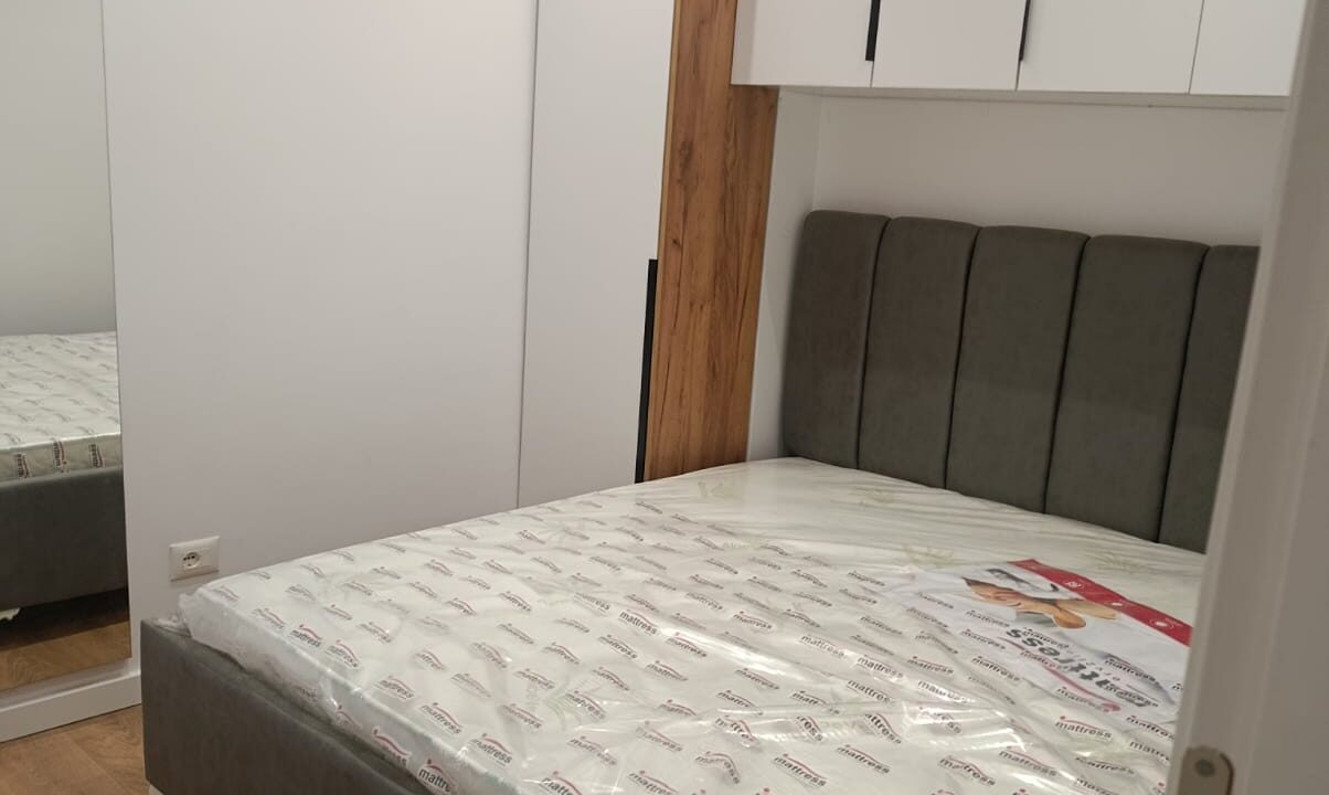 b0ec83db-3e48-4d20-b025-073945adb84c