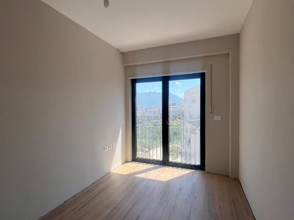 bd61f1c5-93d5-4267-9e66-61b435086399