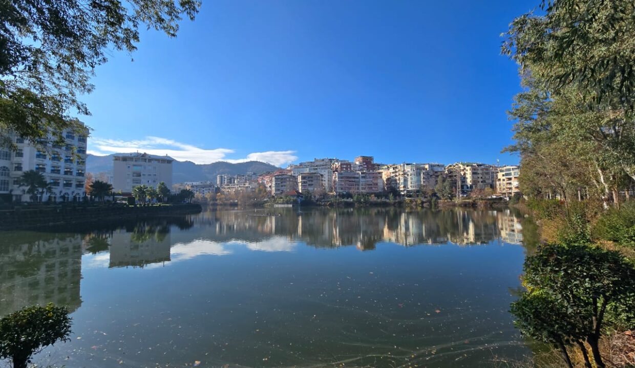 fb4b7e65-a453-4c8d-b33c-a31d0d31d1b3