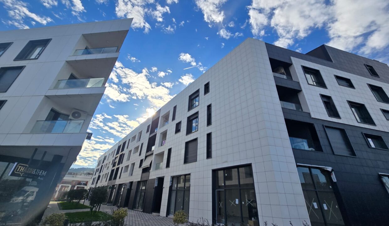 fde12b47-abec-46d2-8b45-53cfe95f4341