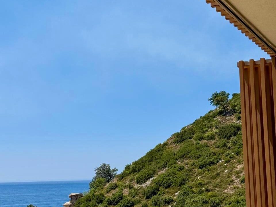 230b4047-b5fe-4166-9a15-922705d346eb