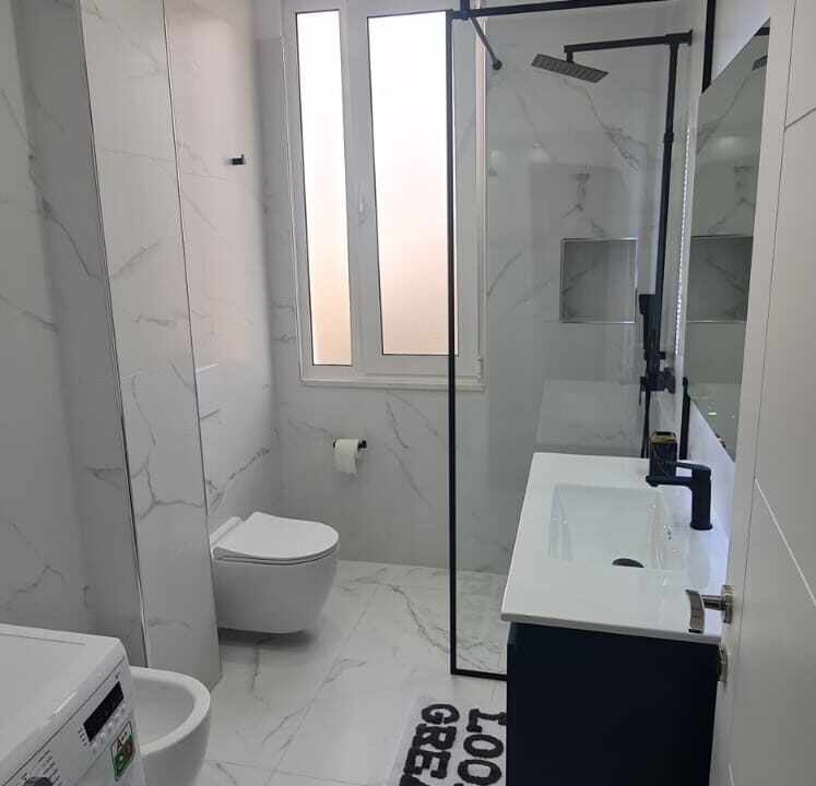 24a7e6e9-4b7a-42cc-8d7f-4e0bf6fc1276