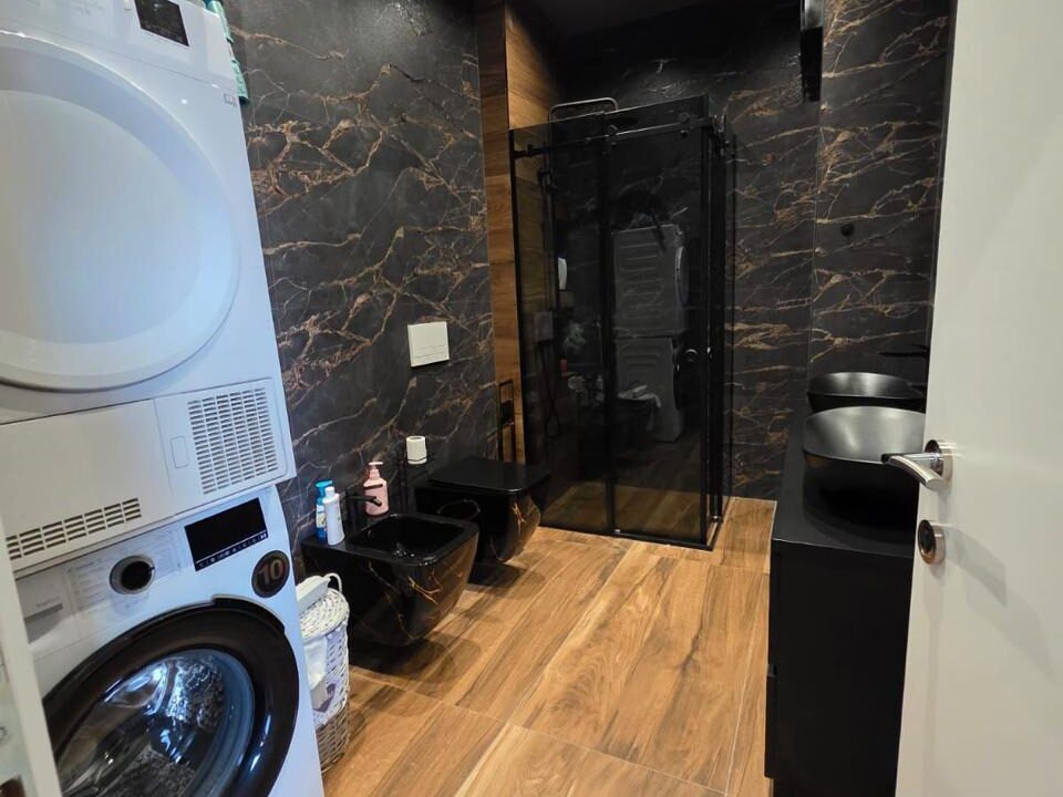 3b1e5025-c477-4da0-87cd-6fb99f2edaad