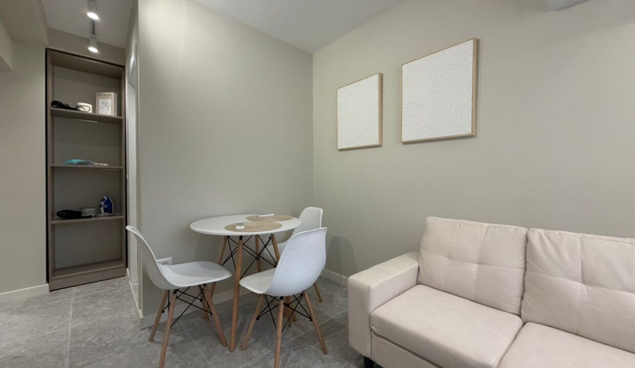 82502743-1fa6-46fc-a87f-01f2ebc510f9