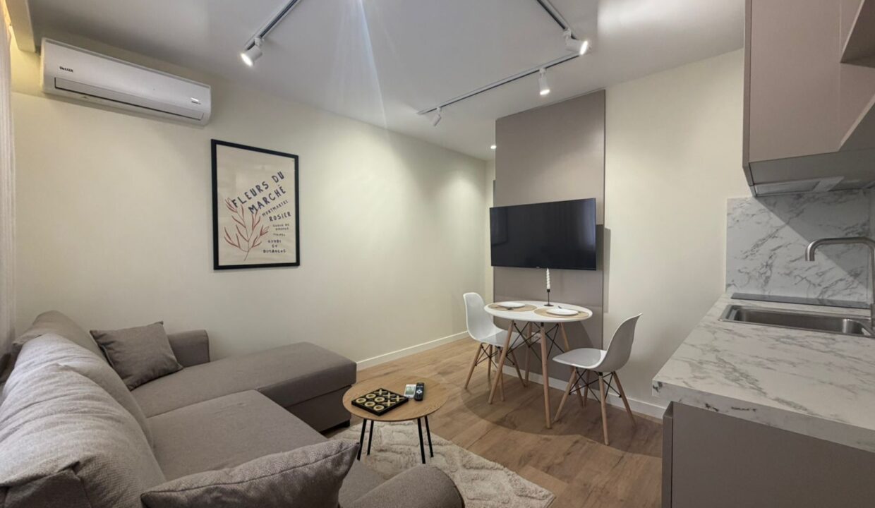 af5e3557-2507-45ef-a38f-d46a33b37009