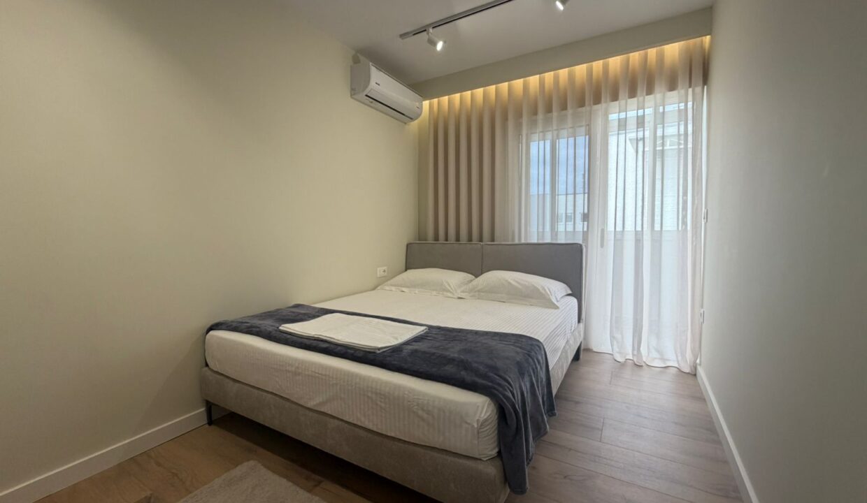 cfc92557-c76f-4347-b656-587a05b16e89